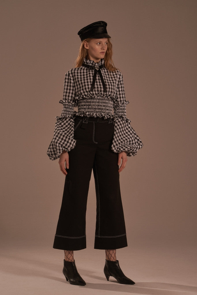 Elastic waist top with ruff collar